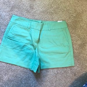 NWT women’s Ann Taylor Loft size 4 shorts